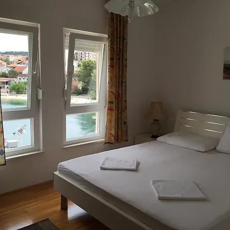 Plaza Apartman Trogir